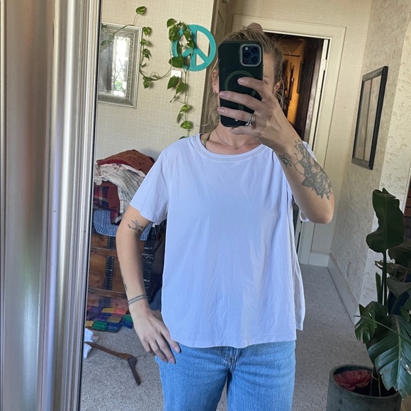 Lululemon Sunday Sprint Short Sleeve Tee Open Back Detail Off White - Picture 11 of 13